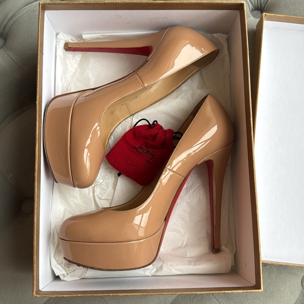 Christian Louboutin Bianca pumps